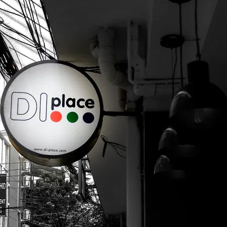 Di Place